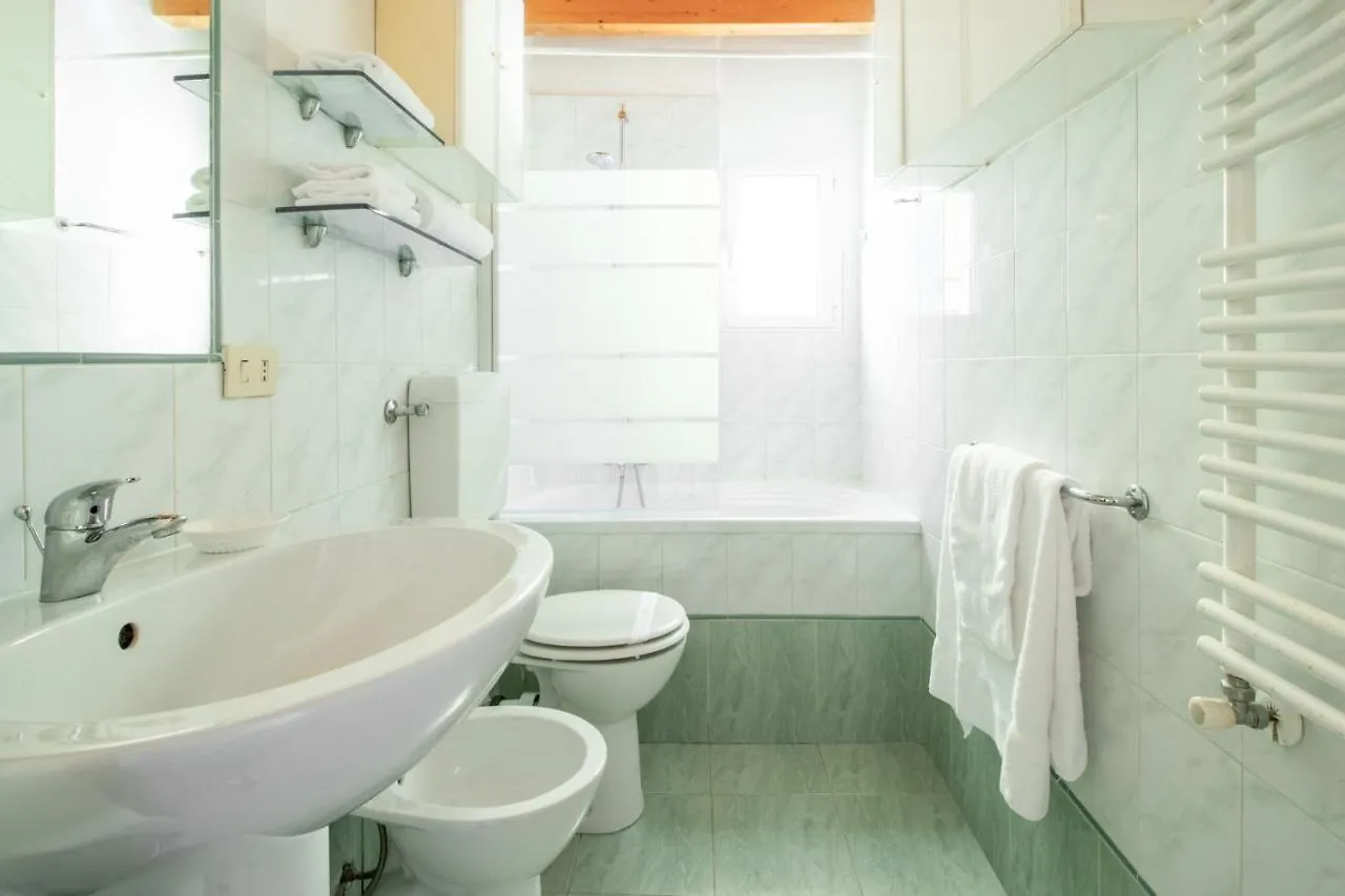 Aria Di Recco Apartment Италия