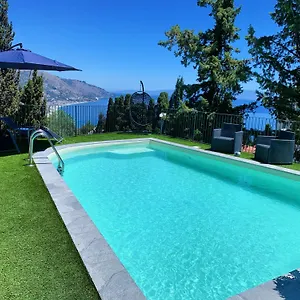 Mimma , Taormina Italia